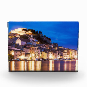 Bloque Para Fotos Ciudad croata de Sibenik de noche