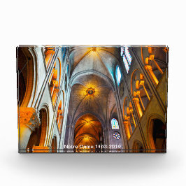 Bloque Para Fotos de Notre Dame (1163-2019);