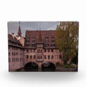 Bloque Para Fotos Edificio histórico al atardecer en Nuremberg, Alem