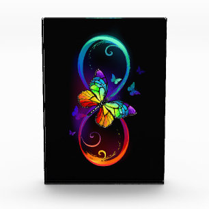Bloque Para Fotos Infinidad vibrante con mariposa arco iris sobre ne
