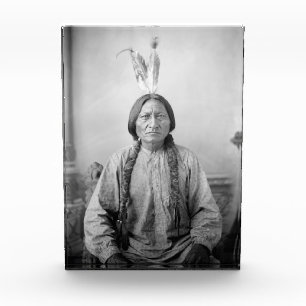 Bloque Para Fotos Líder lakota sacudiendo a indígenas norteamericano