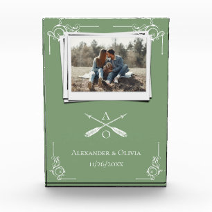 Bloque Para Fotos Monograma verde mosca y flechas recién casados