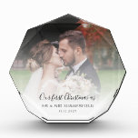 Bloque Para Fotos Primera Navidad Matrimonio casado Día de la Pareja<br><div class="desc">Primera Navidad como Bloqueo de fotos de Personalizados de fotografía Bodas casados. Puede añadir fácilmente su foto,  fecha y nombre favoritos del día de la boda haciendo clic en el botón "Personalizar"</div>