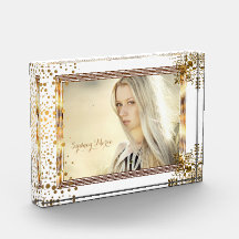 Puntos decorativos de confetti blancos y dorados -