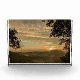 Bloque Para Fotos Sunrise Over the Foggy Valley