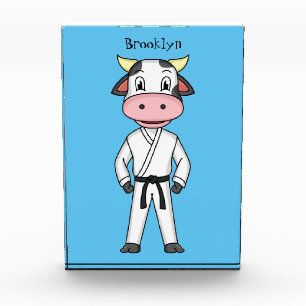Bloque Para Fotos Vaca corta con traje de kung fu personalizado