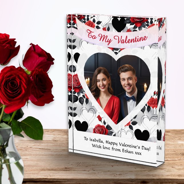 Bloque Para Fotos Valentine's Day Red Roses Hearts Personalized (A photo block for Valentine's Day, with personalized photo and message, flowers and hearts)