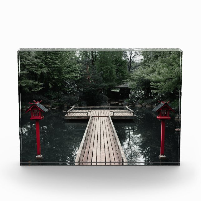 Bloque Para Fotos Wooden Pier framed by red Lanterns (Anverso)