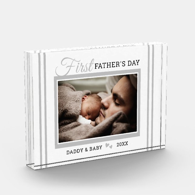 Bloqueo de fotos blancas del Día del Nuevo Padre (Izquierda)