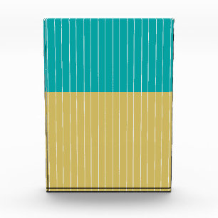 Bloques geométricos y líneas azul amarillo