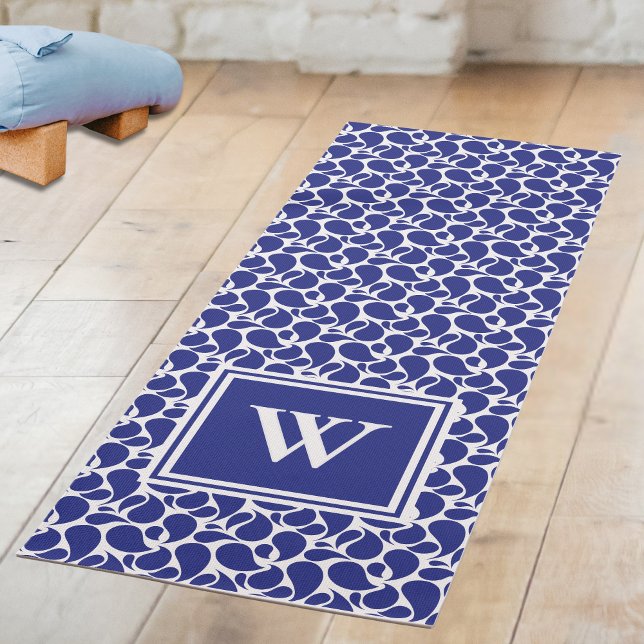 Blue Paisley on White Pattern Yoga Mat (Subido por el creador)