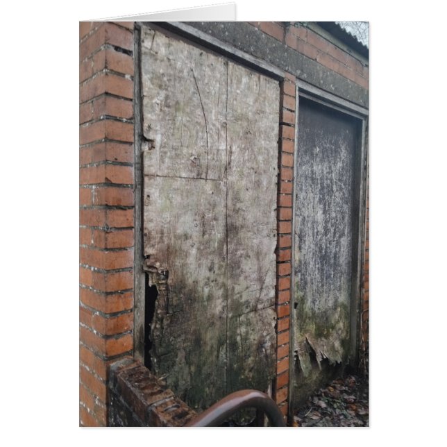 Boarded Up Urban 2025 (Frente)