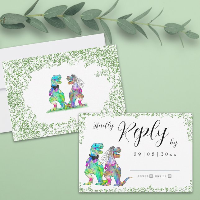 Boda con tema de dinosaurios respuesta (Colorful dinosaur wedding rsvp enclosure card with T-Rex bride and groom and watercolor eucalyptus )
