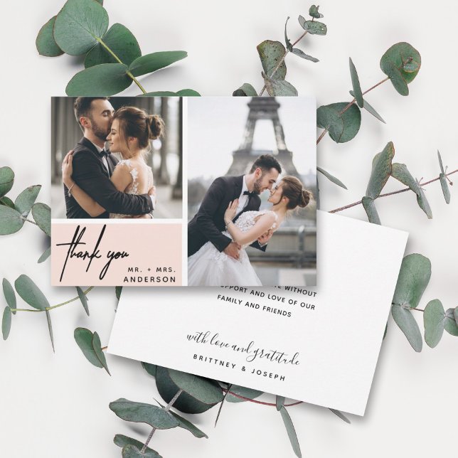 Boda de Collage de fotos rosa Rubor moderno Gracia (Two photo hand lettered thank you wedding card with a minimalistic design perfect for any couple.)