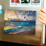 Boda de destino de playa Guardar el imán de fecha<br><div class="desc">Delicia a tus huéspedes con una impresionante Boda de Destino de Playa, el imán "Save the Date"! Diseñados con gusto por Mylini Design, estos keepsakes ofrecen una manera elegante de compartir su cita especial con sus seres queridos. Cada imán está diseñado cuidadosamente con un magnífico tema de playa, perfecto para...</div>