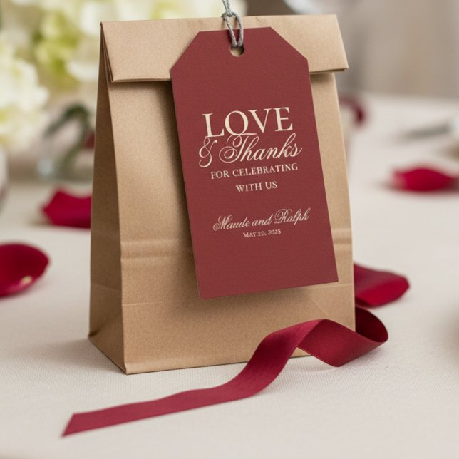 Boda de dinero antiguo y moderno con etiqueta de a (Send guests home with gratitude and style using this Old Money Bold Red Wedding Favor Tag!)