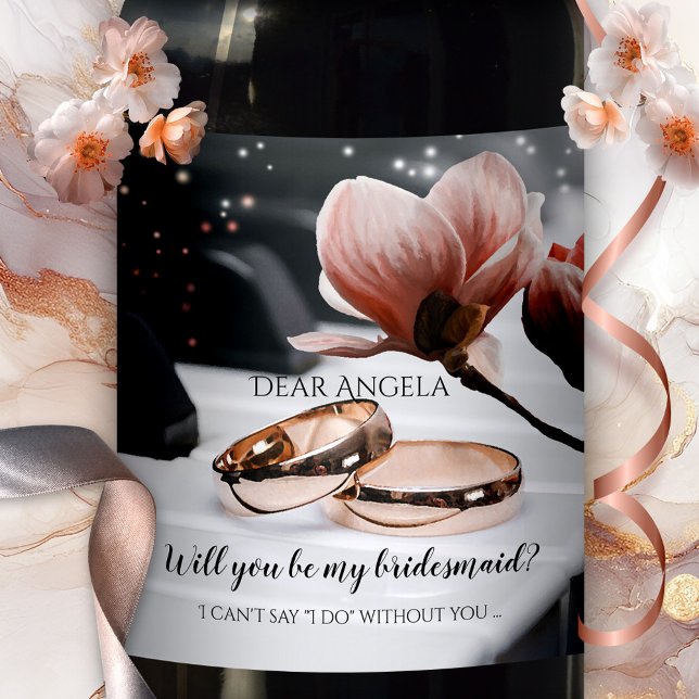 Boda de música de piano anillo etiqueta de vino de (Romantic wedding wine label featuring rose gold wedding bands on a piano, with a magnolia flower)