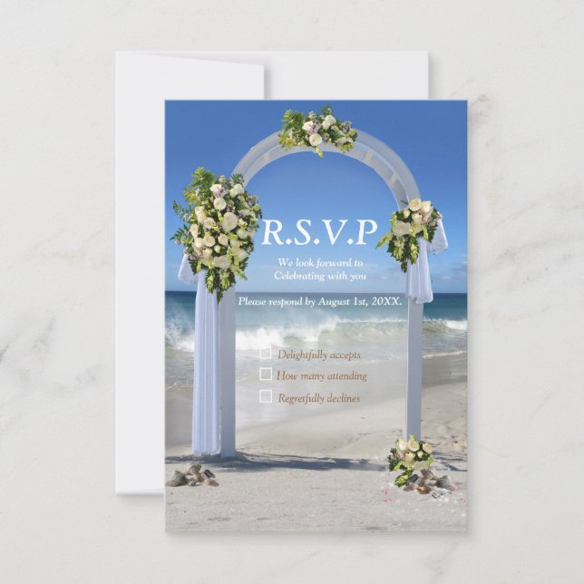 Boda de playa con tarjeta RSVP de rosas blancas (Anverso)
