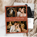 Boda de presupuesto Foto Tarjeta de agradecimiento<br><div class="desc">Presupuesto, Moderno, Elegante Terracota Hand Lettered Boda 3 Collage de fotos Gracias a la tarjeta delgada personalizada de bajo presupuesto asequible. boda minimalista: plantilla de tarjeta de agradecimiento con tres (3) fotos en la parte delantera y una (1) foto en la parte posterior. Con el texto "Amor y gracias" en...</div>