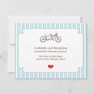 Boda de rayas azules y blancas de la bicicleta del