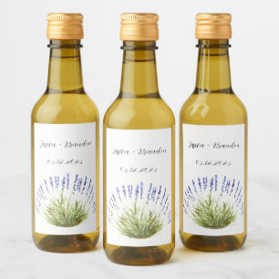 Boda floral de color morado de agua de lavanda