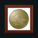 Boda Flores de oro Monograma Regalo Caja 1<br><div class="desc">Una Caja de Regalo Boda Monogramada Personalizada le da un toque de elegancia a su boda.</div>