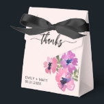 Boda Gracias Moda Cajas Favoritas Florales Rosadas<br><div class="desc">Boda Gracias Moda Cajas De Favor Floral Rosa. Personalice con estilo con sus nombres y fecha personalizados.</div>