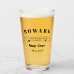 Boda Groomsman de fuentes en negrita<br><div class="desc">Perfecto para sus padrinos donde usted puede personalizar el vaso de cerveza con el nombre de su compinche,  los nombres de la pareja feliz y la fecha boda en negrita.</div>