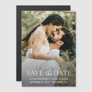 Boda moderna minimalista con una foto magnética