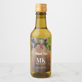 Boda Monograma Rústico de Madera y Uvas