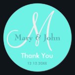 Boda Pegatina Monograma<br><div class="desc">Pegatinas iniciales con nombre de novia y novio, fecha de boda y un mensaje de agradecimiento para expresar su gratitud en su día de boda o en cualquier ocasión especial. Hay más colores disponibles para su elección. También puede personalizar el color y el tipo de letra utilizando el botón personalizar...</div>