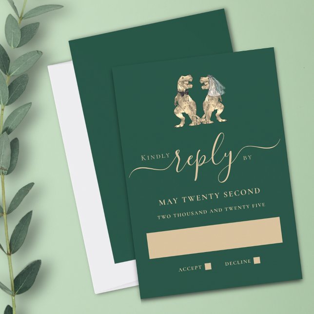 Boda temática de dinosaurios Respuesta verde (Dinosaur theme wedding RSVP dark green card Funny T-Rex dino bride and groom modern elegant script)