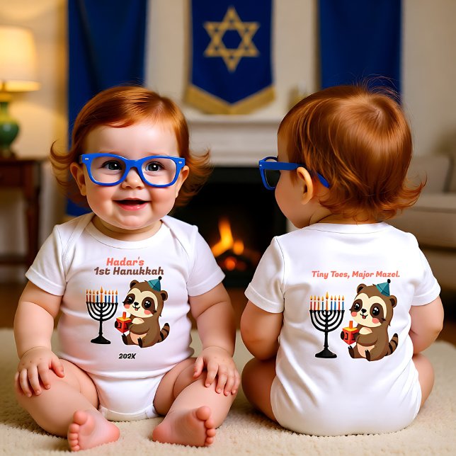 Body Para Bebé 1er Hanukkah Dedos Pequeños, Gran Mazel (1st Hanukkah Tiny Toes, Major Mazel Baby Bodysuit)