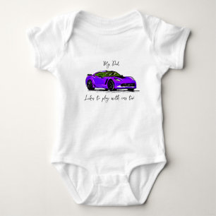 Body Para Bebé A mi papá le gusta jugar con Corvettes C7 Purple