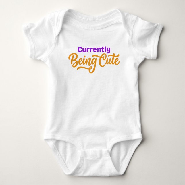 Body Para Bebé Actualmente siendo lindo (Anverso)