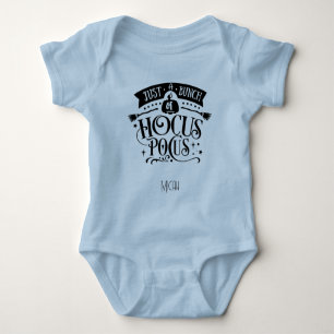 Body Para Bebé Adorable nombre "Solo un montón de Hocus Pocus"