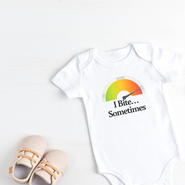 Body Para Bebé Alto riesgo: Me muerde a veces... (High Risk: I Bite sometimes... Baby Bodysuit)