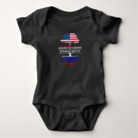 Americano crecido con el diseño de Rusia de las