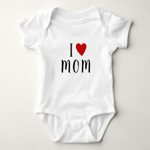 Body Para Bebé Amo a MAMÁ   Texto personalizado del corazón MAMÁ 