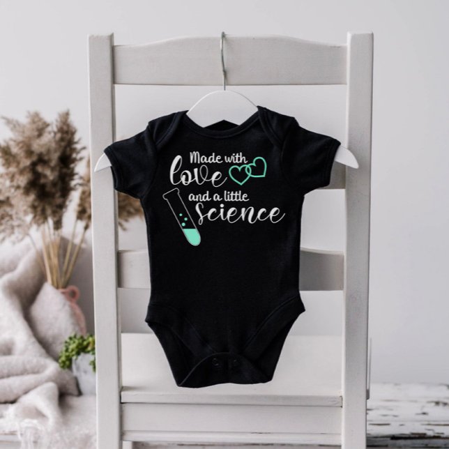 Body Para Bebé Amor y ciencia FIV Cita Mint Green White Text (Subido por el creador)