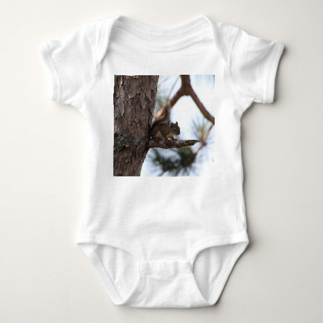 Body Para Bebé Ardilla en un árbol de pino (Anverso)