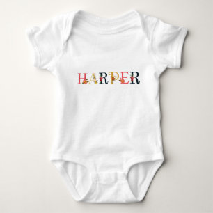 Body Para Bebé Arte de nombre HARPER con flores bordadas