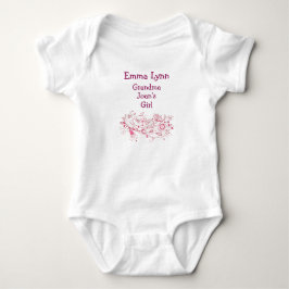 Body Para Bebé Artsy Abuela de Flores Corazones Personaliza