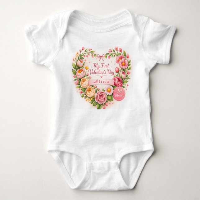 Body Para Bebé Baby Girl First Valentine’s Day Design Customize (Anverso)