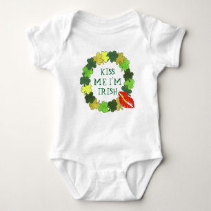 Body Para Bebé Bésame Soy los labios irlandeses Shamrock St.