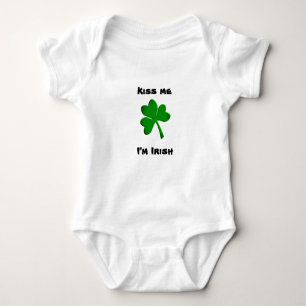 Body Para Bebé Bésame, soy un bebé irlandés.