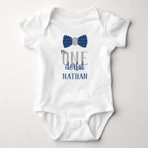 Body Para Bebé Camiseta de Cumpleaños Mr ONEderful en Azul y Gris