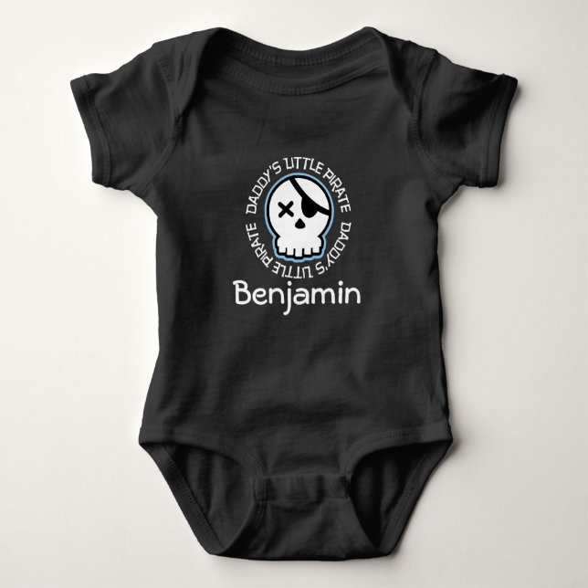 Body Para Bebé Camiseta personalizada Daddys Little Pirate Skull (Anverso)