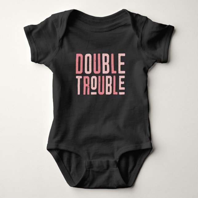 Body Para Bebé Camiseta Pink Doble Problema (Anverso)