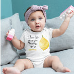 Body Para Bebé Cita moderna divertida de limón amarillo<br><div class="desc">Cita moderna divertida de limón amarillo</div>